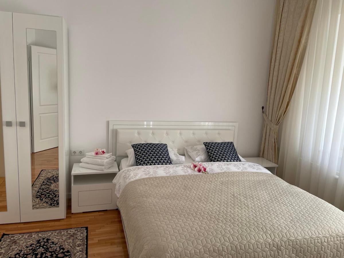 Orhideea Apartment ออราแด ภายนอก รูปภาพ